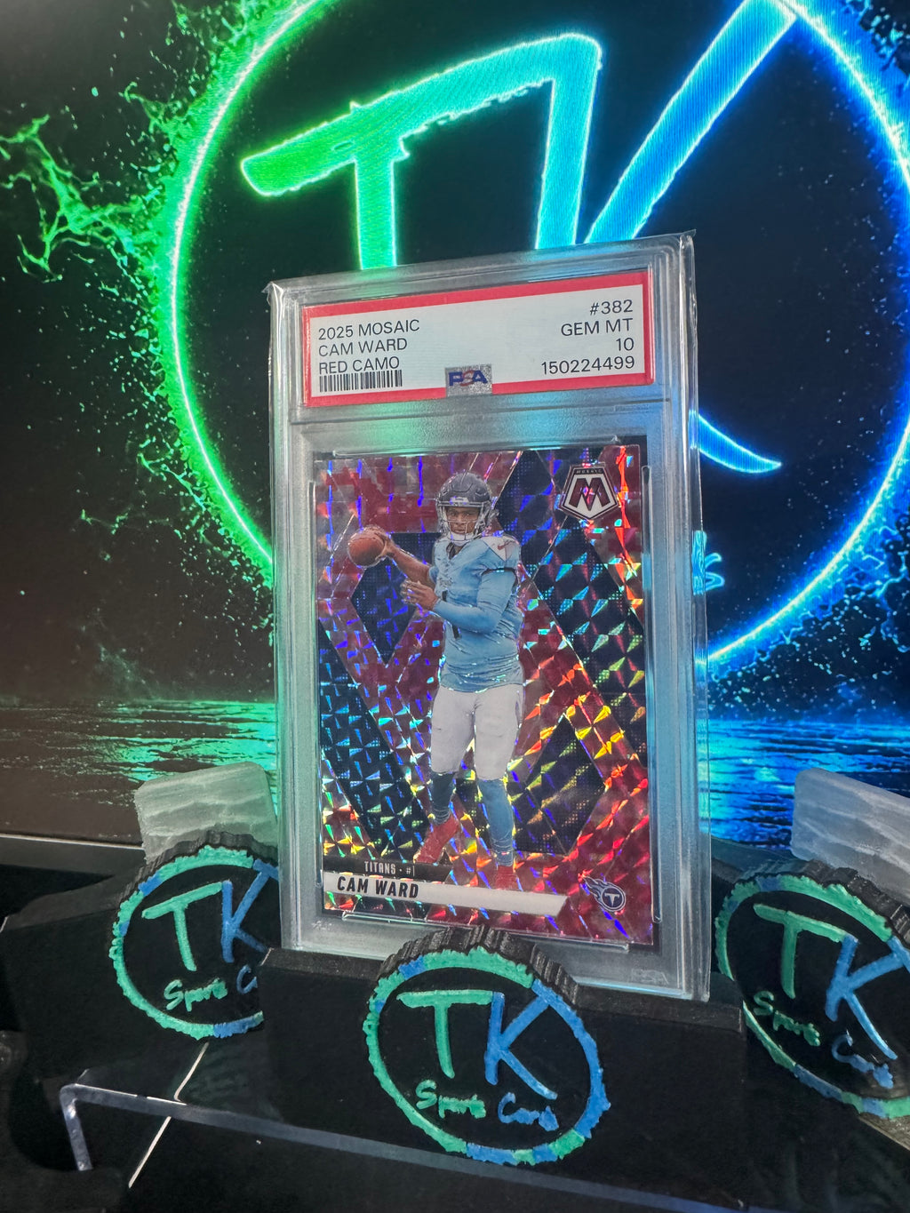 2025 Panini Mosaic Cam Ward Red Camo RC #382 PSA 10 GEM MINT – Titans